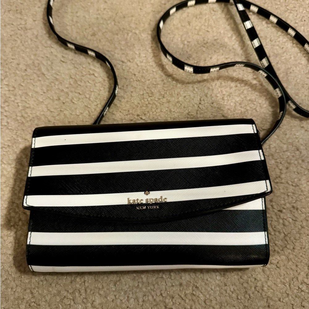 Authentic KATE SPADE black and white striped crossbody purse. Like new condition